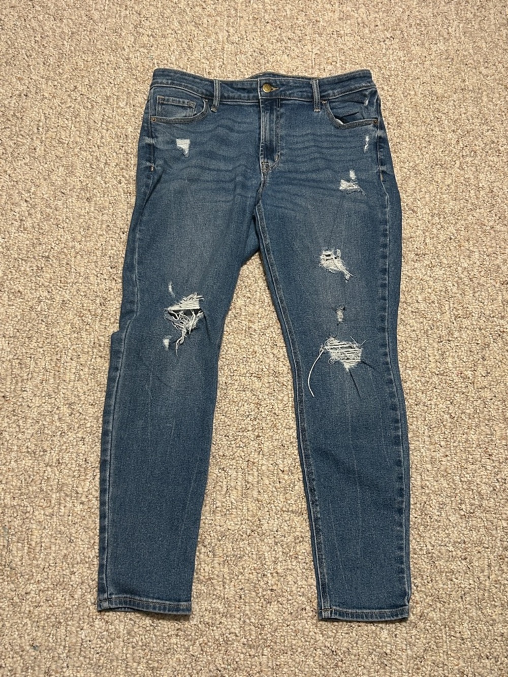 Women's Old Navy Mid Rise Rockstar Super Skinny Distressed  Jeans Size 14 EUC
